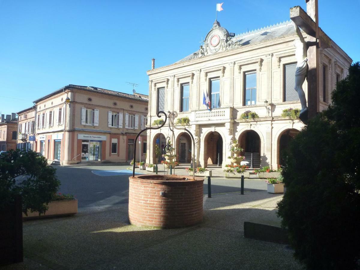 Au Coeur De Montastruc-La-Conseillere - Chambres D'Hotes Exterior photo