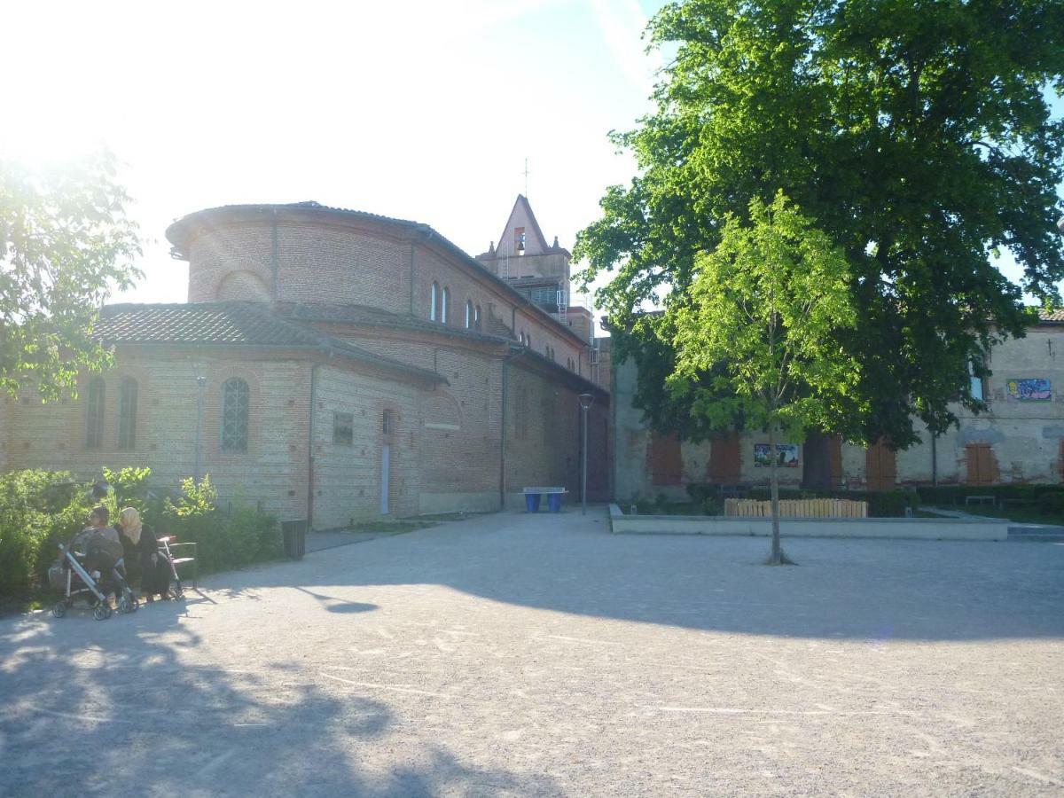 Au Coeur De Montastruc-La-Conseillere - Chambres D'Hotes Exterior photo